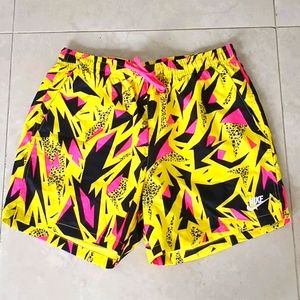 MEN'S NIKE SWIM TRUNKS LARGE